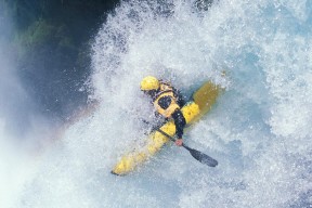 中国射击年轻选手在2026年世界杯连夺三金 震惊枪坛，中国队射击冠军